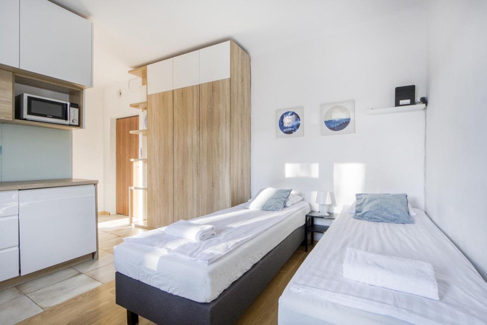 Labo Apartment Solidarnosci Warsaw Exterior photo